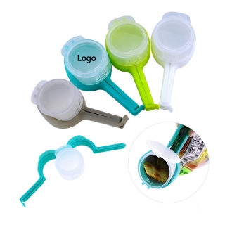 Food Sealing Clip with Discharge Nozzle